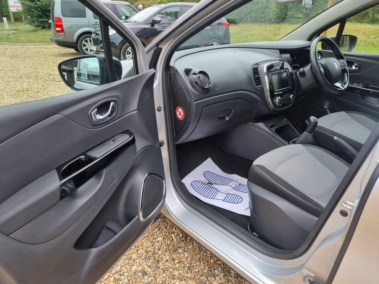 2014 Renault Captur 1.5 dCi ENERGY Dynamique S MediaNav Euro 5 (s/s) 5dr HATCHBACK Diesel Manual