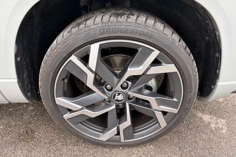 2025 Skoda Karoq 1.5 TSI Sportline Edition 5dr DSG ESTATE PETROL Automatic