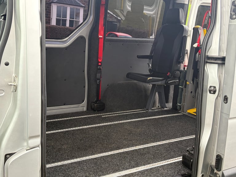 2017 Renault Master SL28dCi 110 Business WHEELCHAIR ACCESS/CAMPER PANEL VAN Diesel Manual