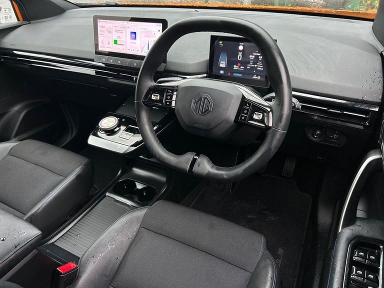 2024 MG MG4 64kWh Trophy Long Range Hatchback 5dr Electric Auto (203 ps) Hatchback ELECTRIC Autom...