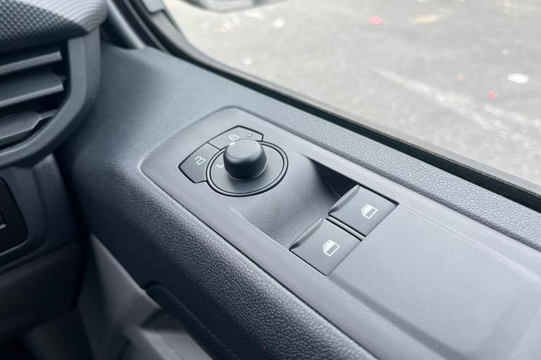 2025 Ford Transit Custom 2.5 PHEV 232ps H1 Van Trend Auto PANEL VAN PETROL/ELECTRIC Automatic