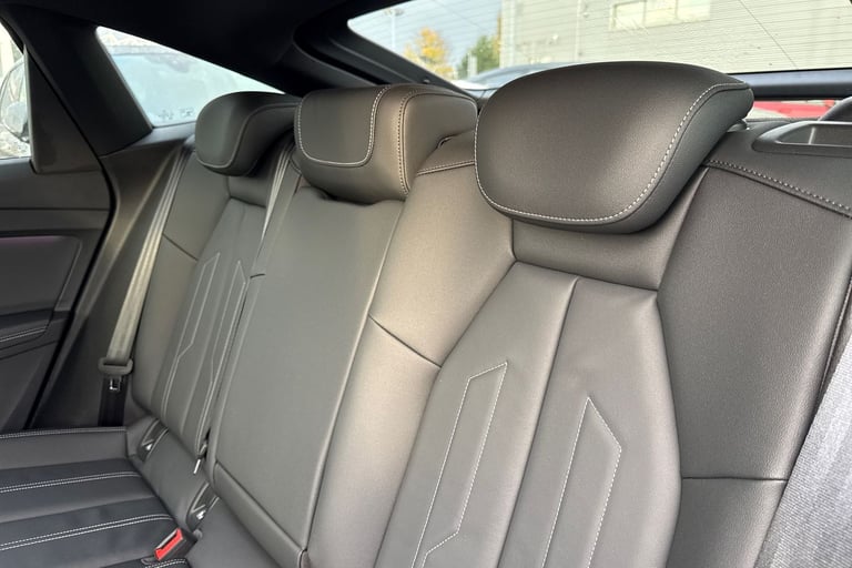 2024 Audi Q4 e-tron Q4 Sportback Black Edition 45 e-tron  210,00 kW SUV Automatic