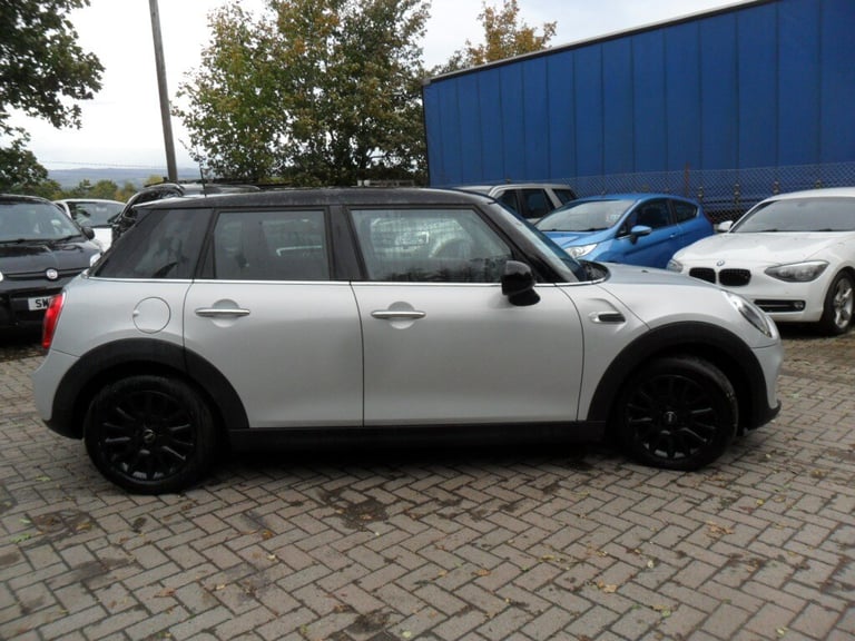 image for 2015 MINI Hatch 1.5 Cooper D 5dr HATCHBACK Petrol Manual