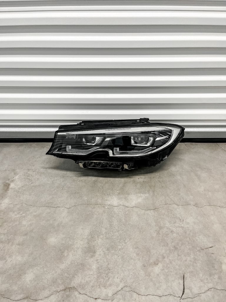 GENUINE BMW 3 Series G20 G21 LED Headlight 2018-2021 Passenger side