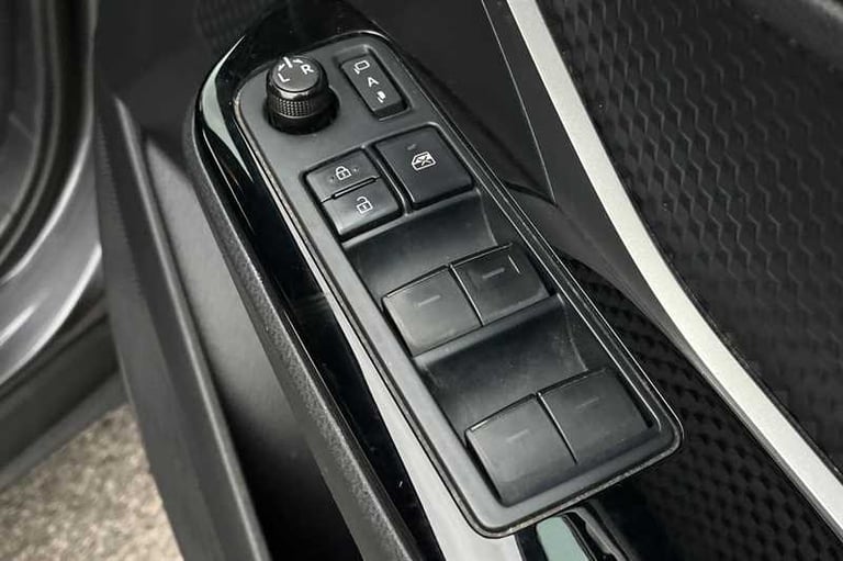 2021 Toyota C-HR 1.8 VVT-h GR SPORT SUV 5dr Petrol Hybrid CVT Euro 6 (s/s) (122 ps) SUV Hybrid Au...