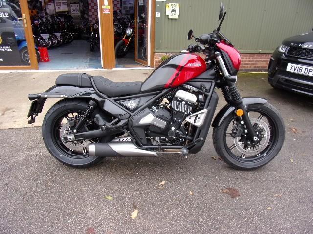 Moto Morini Calibro 700 2025