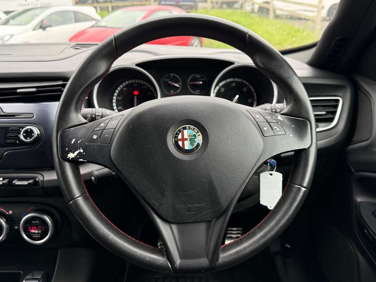 2012 Alfa Romeo Giulietta 1.6 JTDM-2 Veloce 5dr HATCHBACK DIESEL Manual