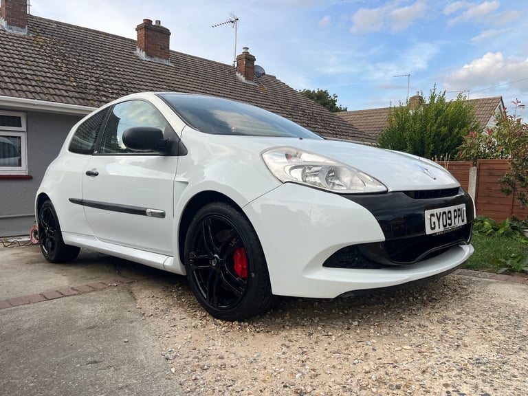Renault Clio sport cup 200 62k 12 months mot