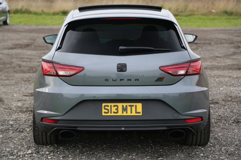 2016 SEAT Leon 2.0 TSI Cupra 290 Black Sport Coupe 3dr Petrol DSG Euro 6 (s/s) (290 ps) Hatchback...