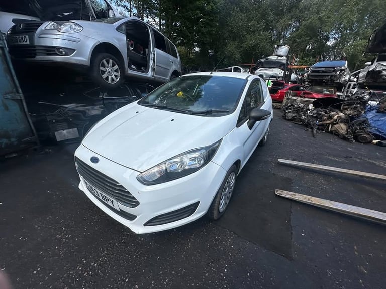 FORD FIESTA 2013 1.5 DIESEL BREAKING FOR PARTS 