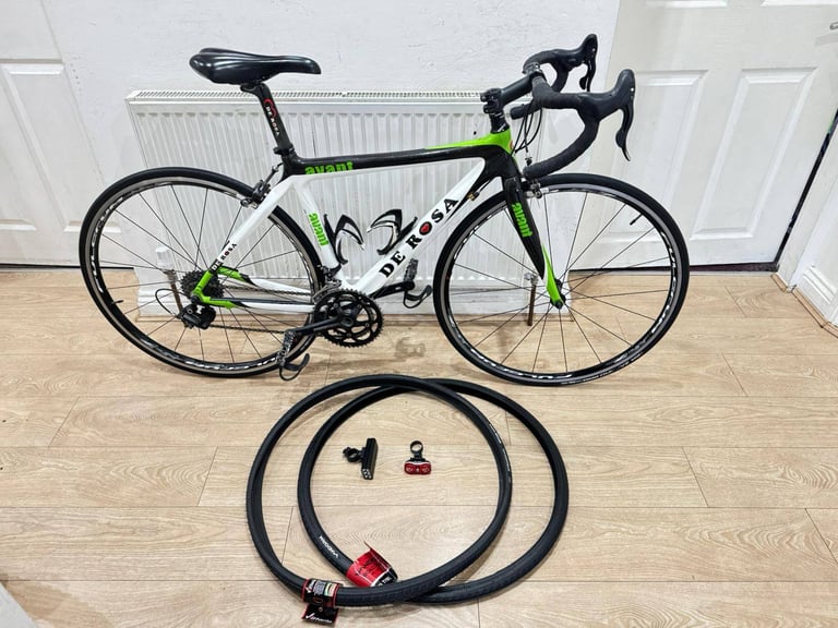 image for Full carbon De Rosa avant bike in very good condition all fully working 