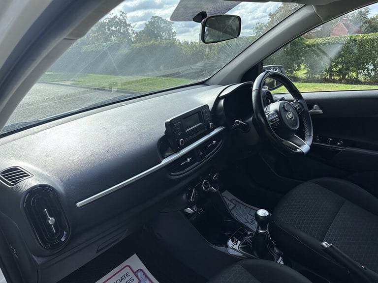  Kia Picanto 2 Hatchback Petrol Manual