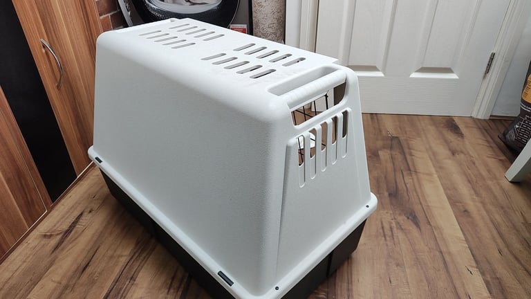 Dog carrier transporter cage