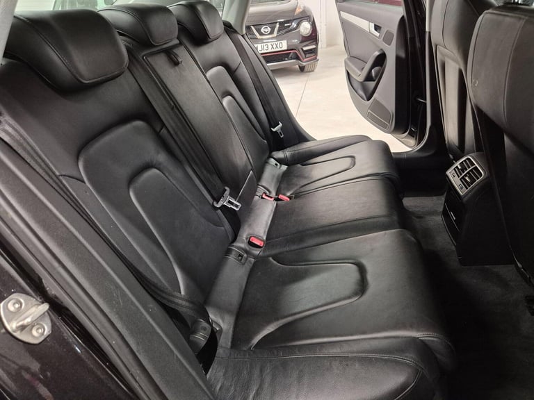 2013 Audi A4 2.0 TDI SE Technik Euro 5 (s/s) 4dr SALOON Diesel Manual