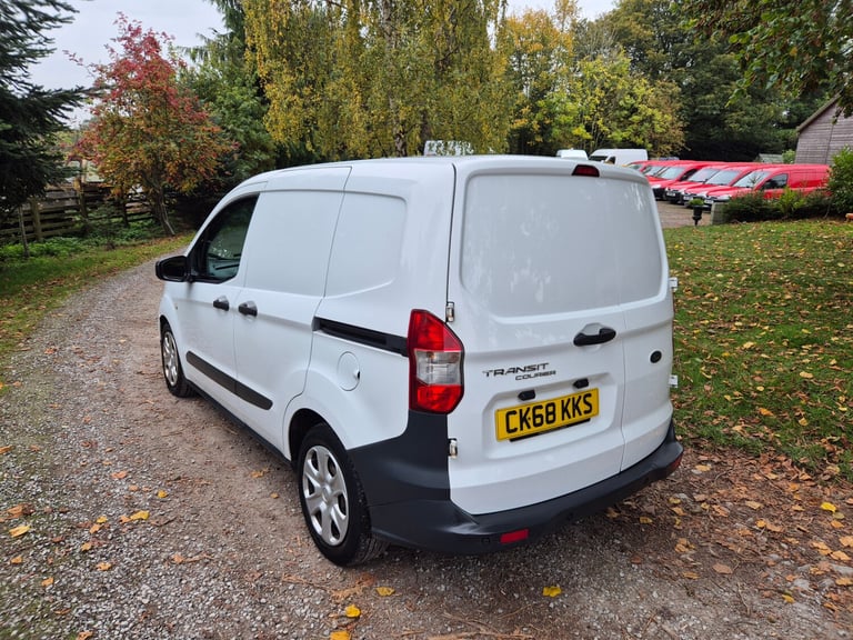 2018 Ford Transit Courier 1.5 TDCi 100ps Trend Van [6 Speed] PANEL VAN Diesel Manual