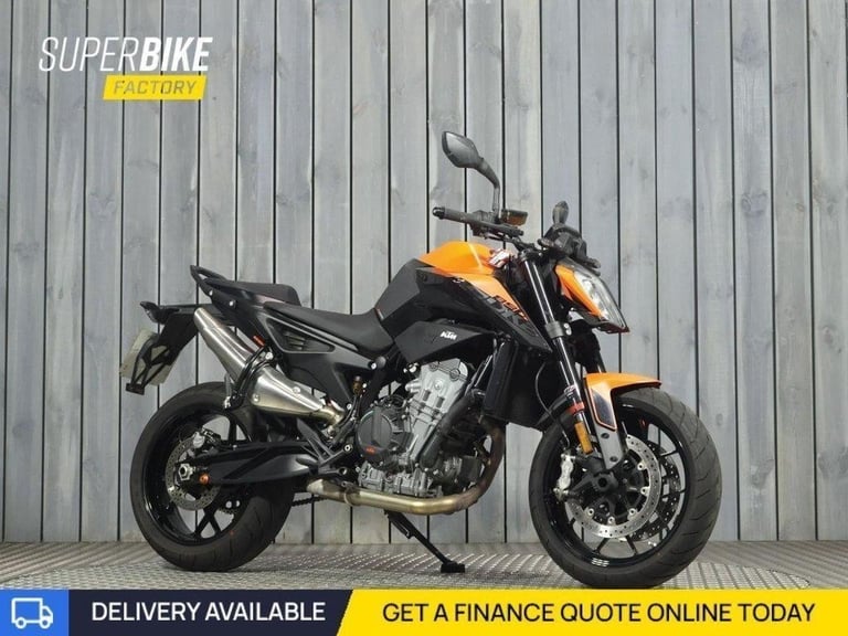 2022 71 KTM 890 DUKE