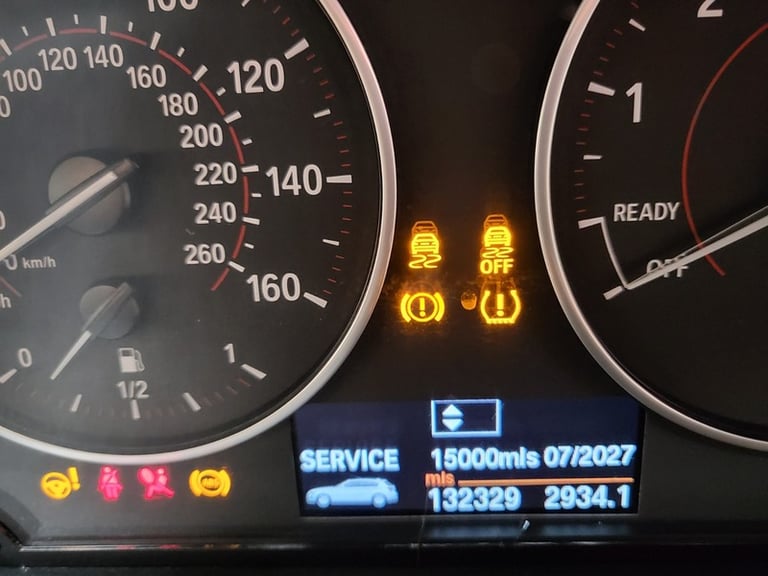 BMW 1 SERIES 118i SPORT