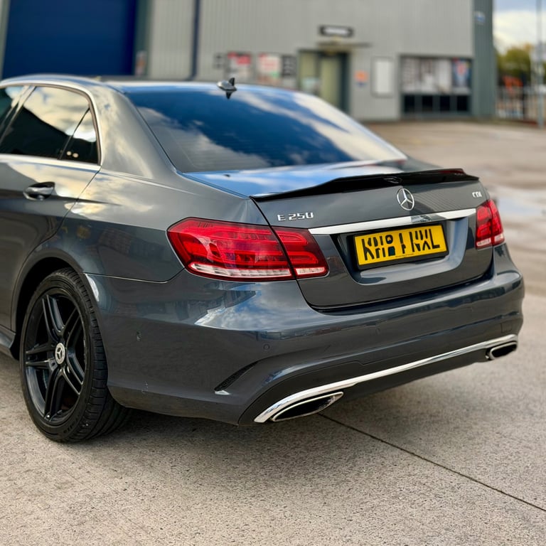 MERCEDES-BENZ E250 AMG-LINE PLUS SPORT AUTO 7G E-CLASS 