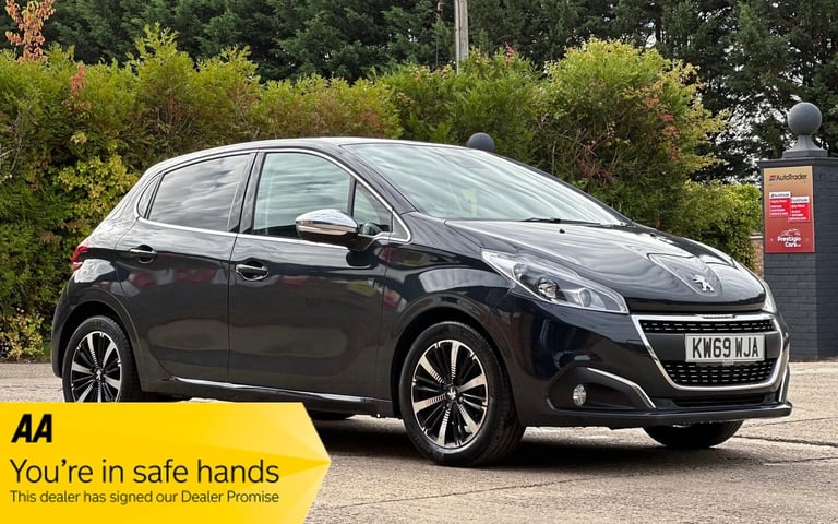 image for 2019 Peugeot 208 1.2 PureTech Tech Edition Euro 6 (s/s) 5dr Petrol