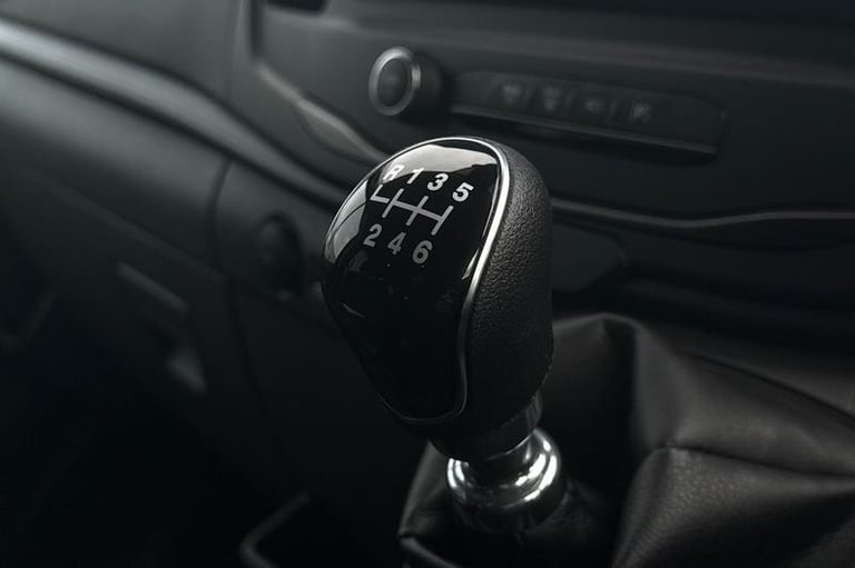 2025 Ford Transit 460 Leader L4 H3 ELWB High Roof 17 Seater Minibus RWD 2.0 EcoBlue 165ps, AI Min...