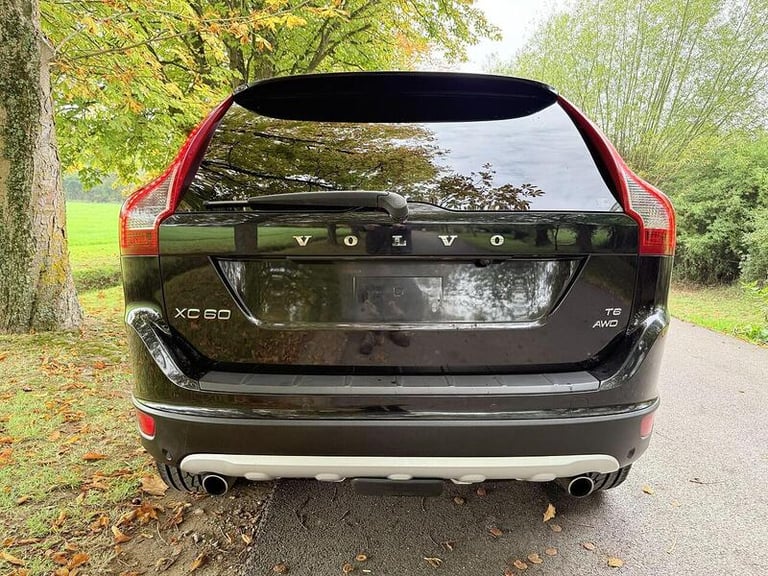  Volvo XC60 T6 Se Awd Estate 3.0 Automatic Petrol Estate Automatic Petrol Estate Petrol Automatic