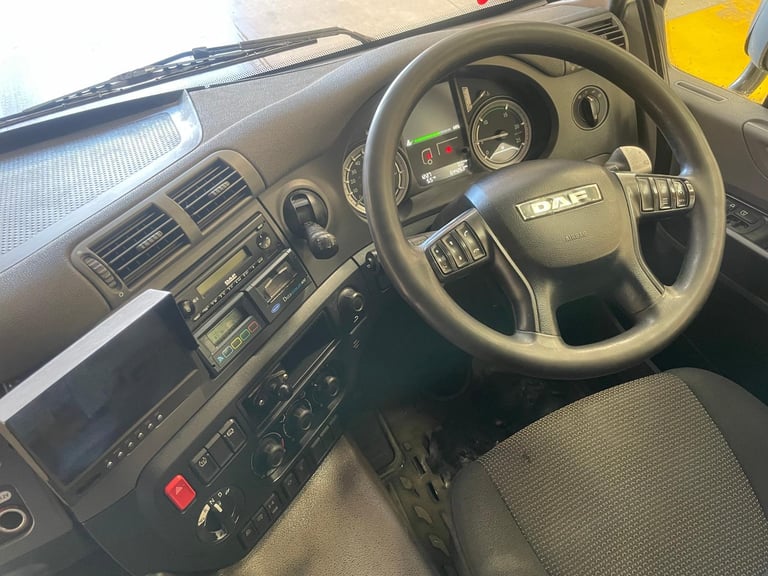 DAF CF290 *EURO 6*, 6X2 26 TONNE INSULATED FRIDGE/FREEZER - 2016 - PF65 LKX