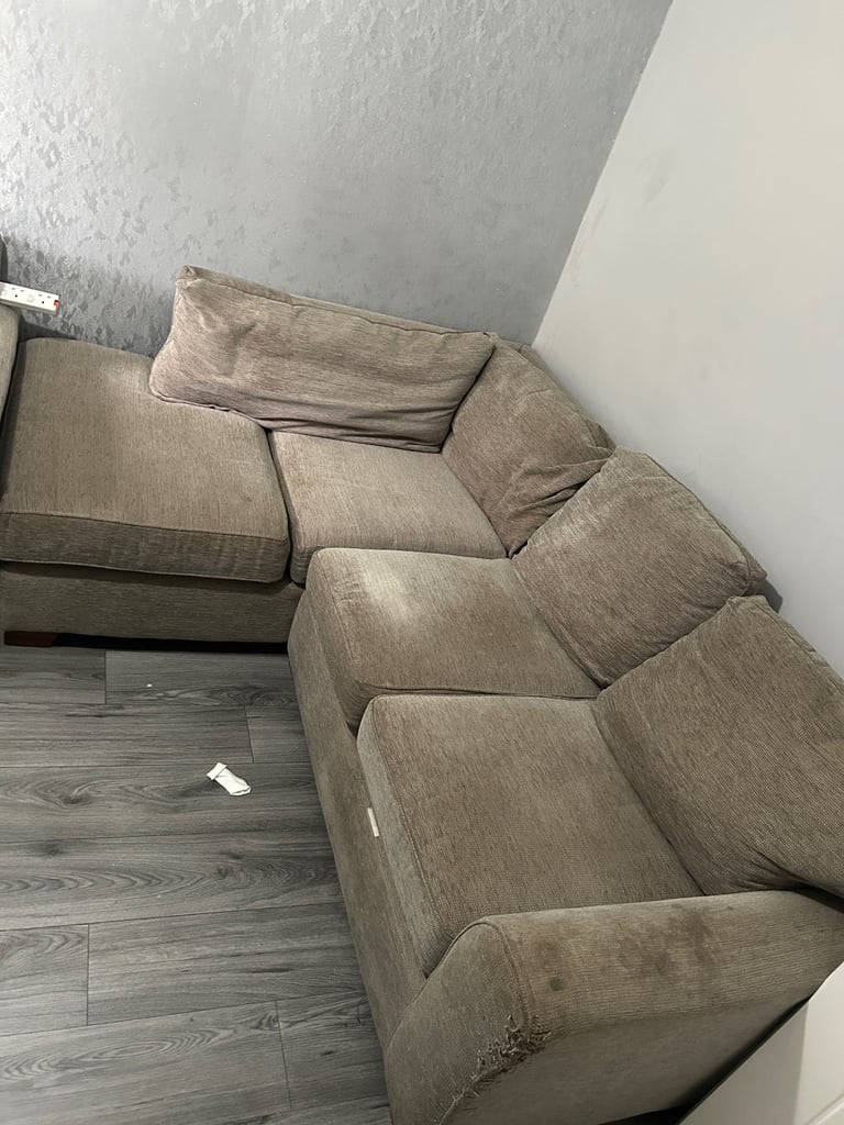 Free next couch 