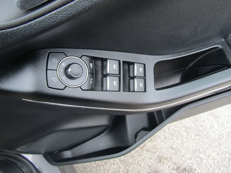 2022 Ford Puma 1.0T EcoBoost MHEV Titanium SUV 5dr Petrol Hybrid DCT Automatic Euro 6 (s/s HATCHB...