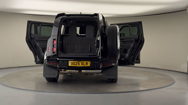 2025 Land Rover Defender 110 3.0 D350 MHEV X-Dynamic SE SUV 5dr Diesel Auto 4WD Euro 6 (s/s) (350...