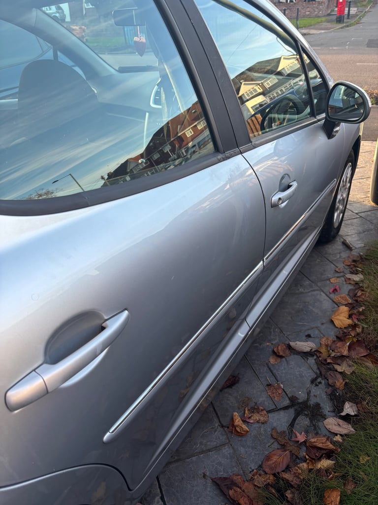 Peugeot, 207, Hatchback, 2011, Manual, 1360 (cc), 5 doors