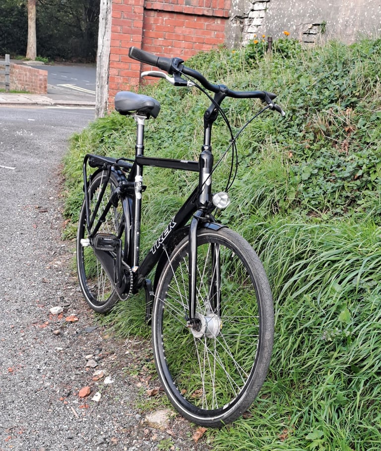 Trek Manhattan large hybrid classic aluminium frame road bike 