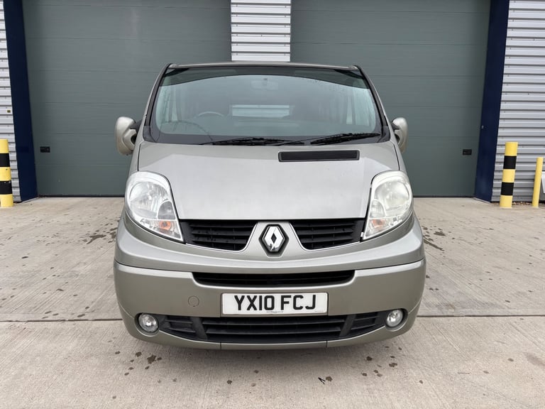 RENAULT TRAFIC 2.0TD DCI SL27 SPORT MINIBUS 1 OWNER FROM NEW ONLY DONE 117,000 MILES