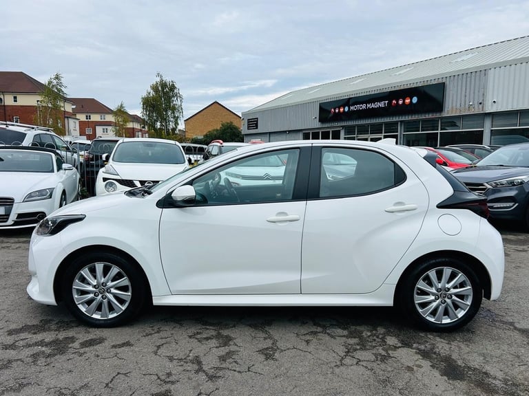 2022 Toyota Yaris 1.5 VVT-h Icon E-CVT Euro 6 (s/s) 5dr HATCHBACK Petrol/Electric Hybrid Automatic