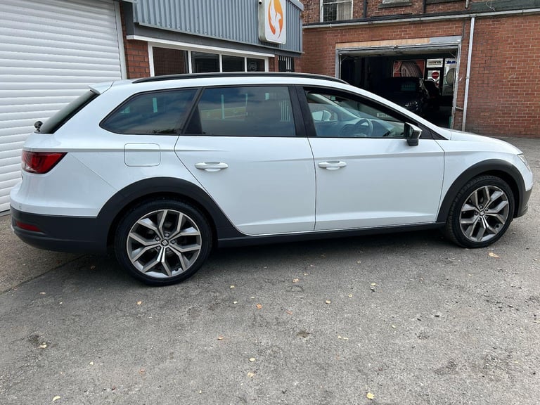 SEAT LEON 2.0 TDI X-PERIENCE SE Technology 2015