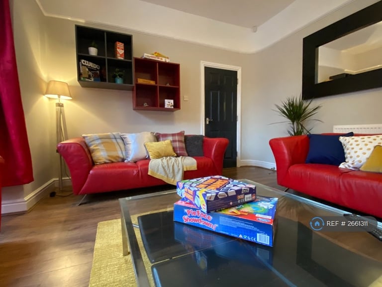 7 bedroom house in Harringay Avenue, Liverpool, L18 (7 bed) (#2661311)