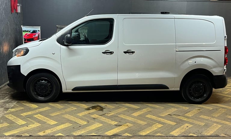2020 Peugeot Expert 1400 2.0 BlueHDi 120 Professional Van PANEL VAN DIESEL Manual