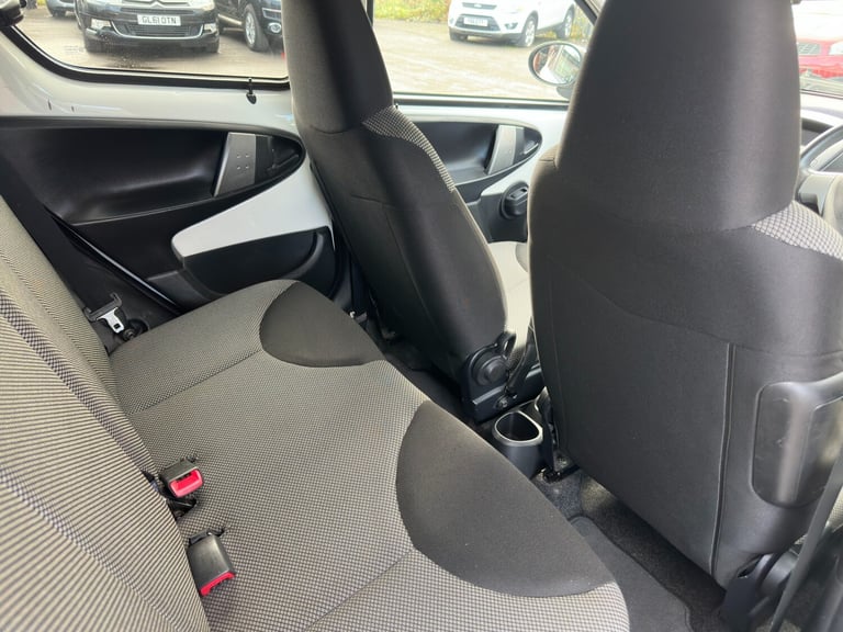 2013 Toyota AYGO 1.0 VVT-i Mode 5dr HATCHBACK Petrol Manual