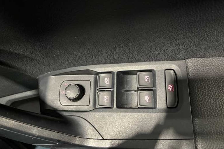 2023 SEAT Arona 1.0 TSI EVO SE SUV 5dr Petrol Manual Euro 6 (s/s) (95 ps) SUV Petrol Manual