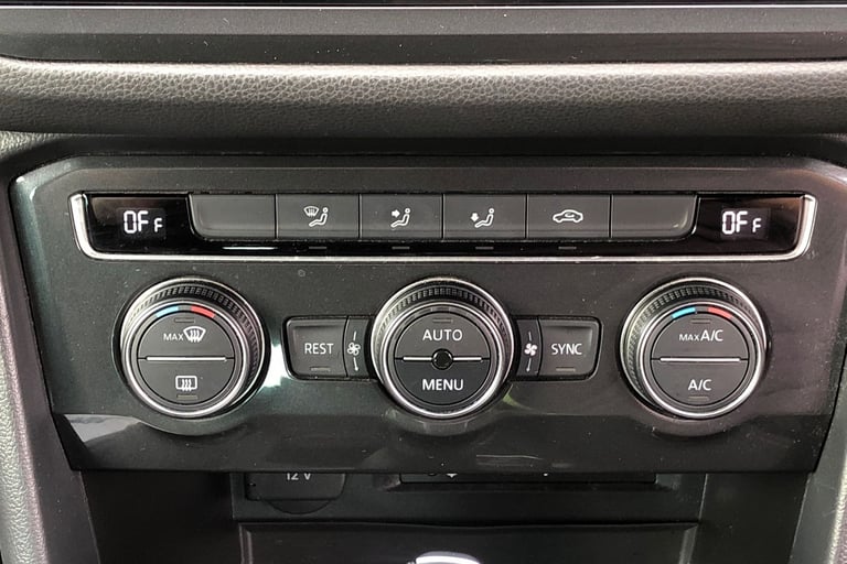 2017 Volkswagen Tiguan 2.0 TDi 150 4Motion SE Nav 5dr DSG ESTATE DIESEL Automatic