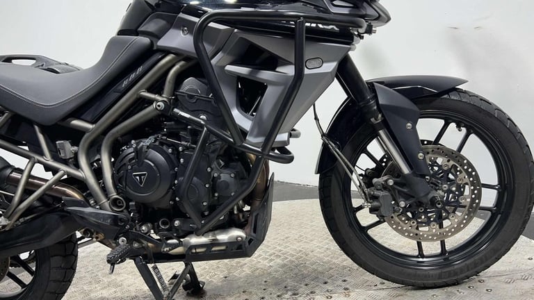 Triumph Explorer 1215 XC Adventure bike fully kitted mot warranty