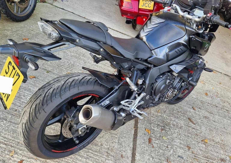 2017 17 YAMAHA MT10 MTN1000 MT-10 NAKED MUSCLE 1000 BLACK MINT 14k MILES SH
