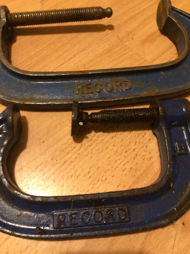 4 record heavy duty G clamps 3 x size 6 & a number 4