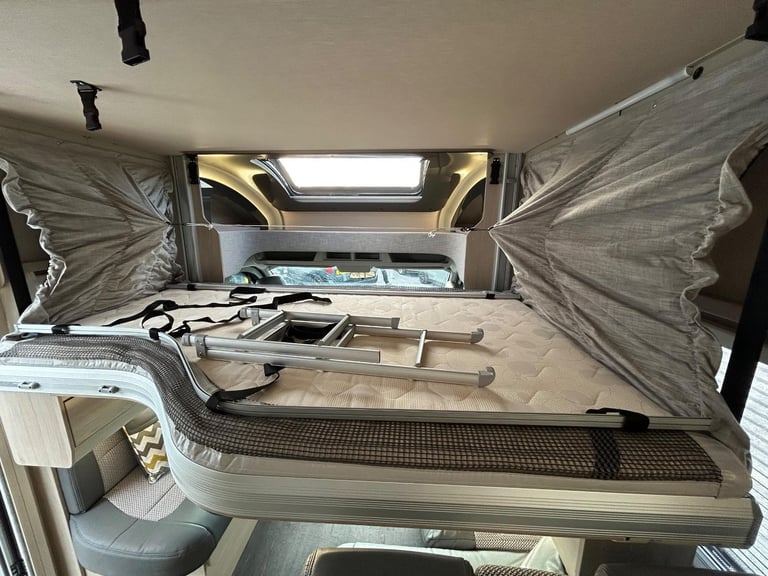 Auto-Trail F-Line F72 FORD TRANSIT DIESEL AUTOMATIC 2023/73