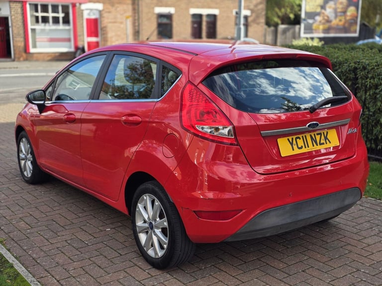 2011 Ford Fiesta 1.4 Zetec 5dr HATCHBACK PETROL Manual