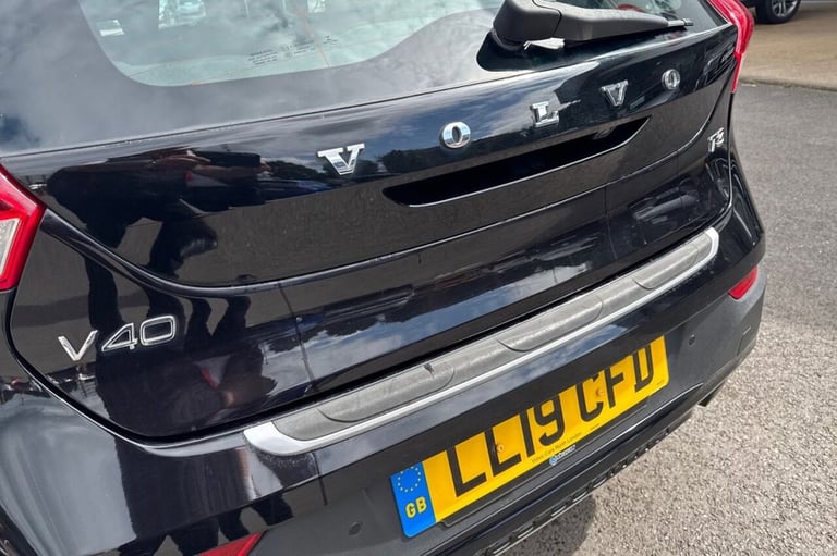 2019 19 VOLVO V40 CROSS COUNTRY 1.5 T3 GPF PRO HATCHBACK 5DR PETROL AUTO EURO 6 