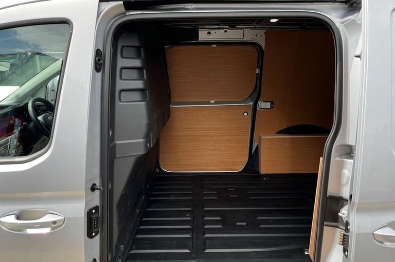 2025 Ford Transit Connect 240 Limited AUTO L2 LWB 2.0 EcoBlue 122ps, PLYLINED, CRUISE CONTROL Aut...