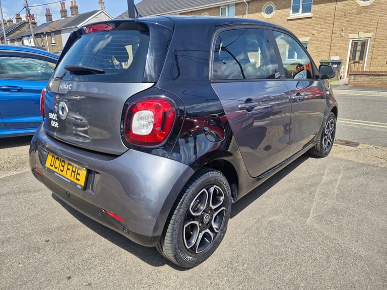 2019 smart forfour 1.0L Prime Premium Auto Hatchback 5dr Petrol Automatic Euro 6 (71 bhp) Hatchba...