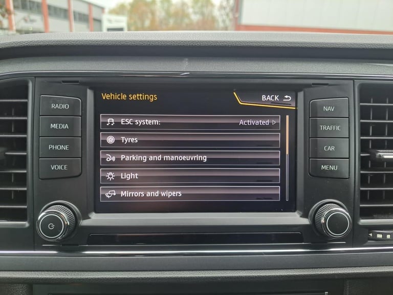 2016 SEAT Leon 2.0 TDI FR Sport Tourer Euro 6 (s/s) 5dr ESTATE Diesel Manual