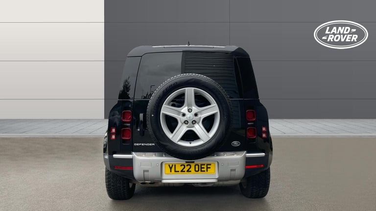 2022 Land Rover Defender 3.0 D250 SE 110 5dr Auto ESTATE DIESEL Automatic