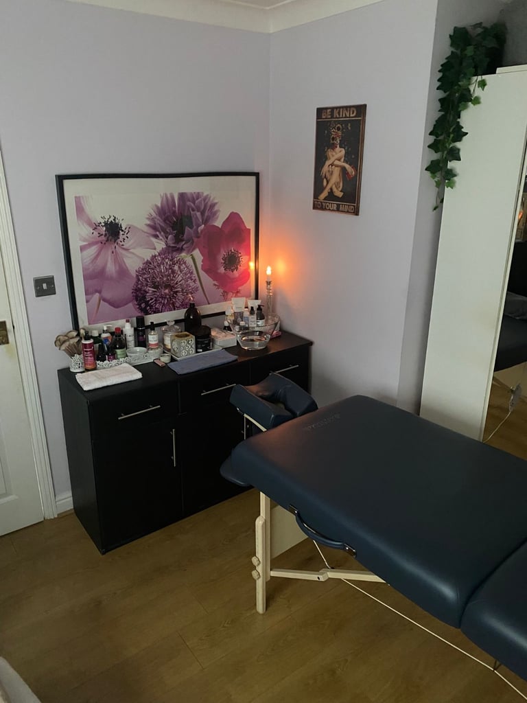 image for 🌿 Professional Massage | Swedish • Relaxing • Face & Head Massage (Kobido) • Back Scrub 🌿